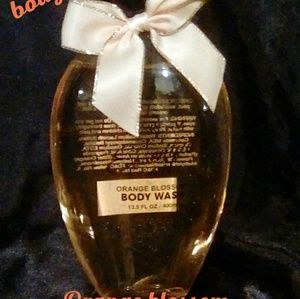 ponrosa Other - Ponrosa essential oil bodywash ponrosa Other - Ponrosa essential oil bodywash